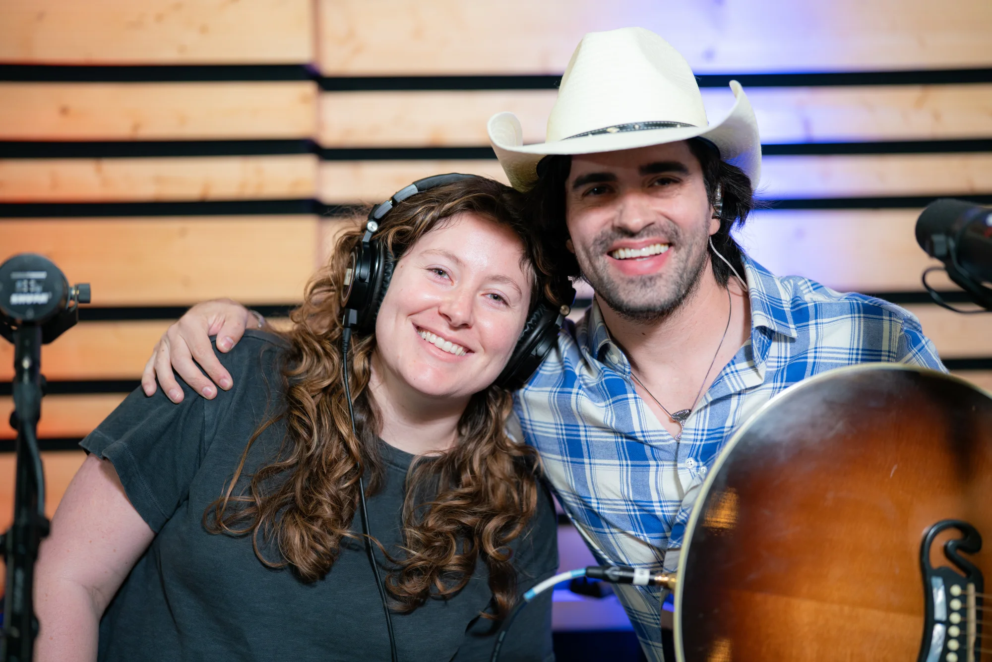 Gigio Teixeira e Melissa Erin em um intervalo da sessão